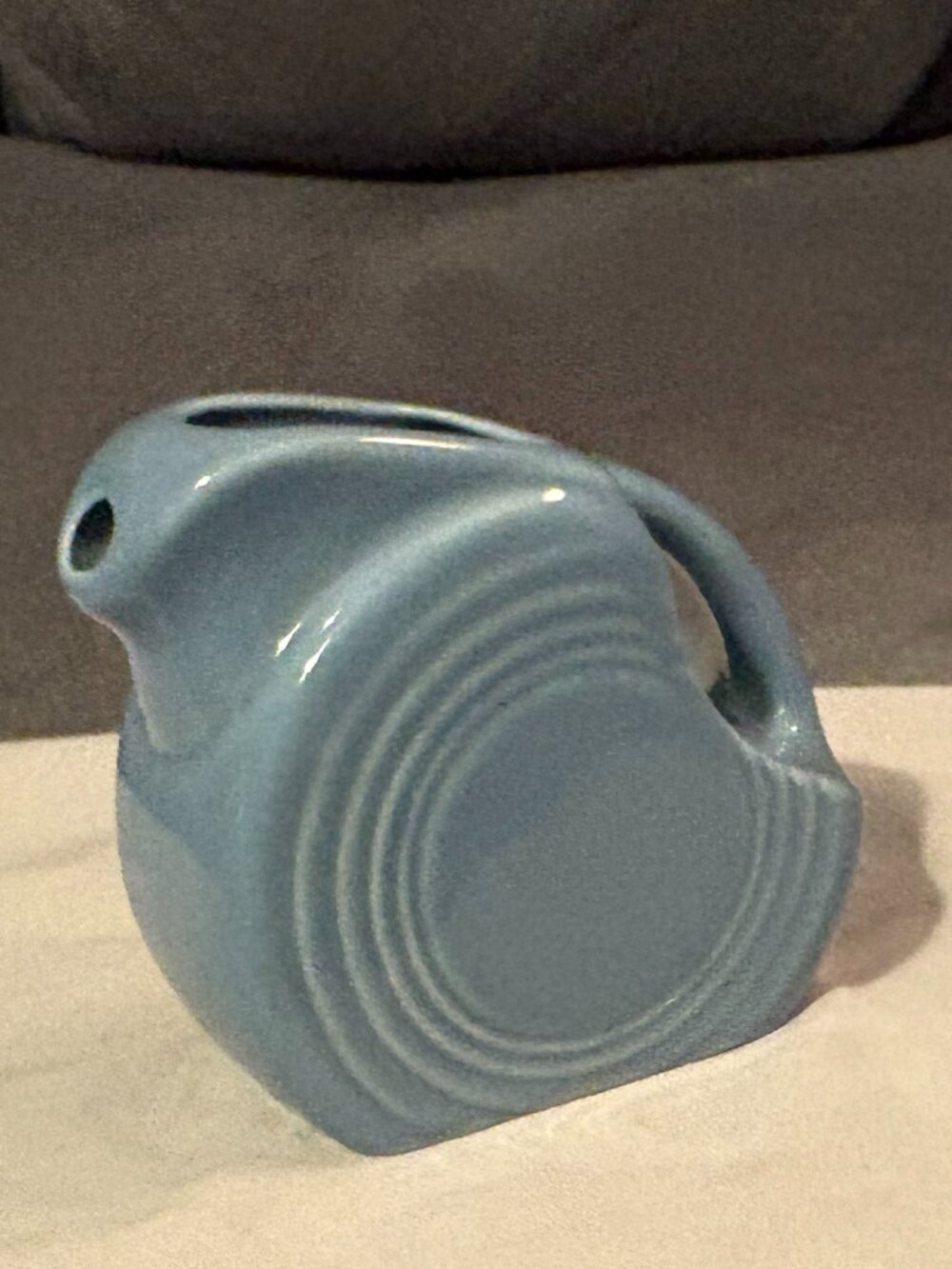 VTG 1989 Fiesta Mini Disk Pitcher Periwinkle Blue-Retired Color-Holds 5 Oz-EUC